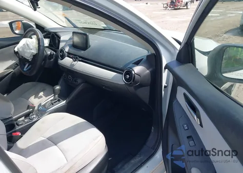 2019 Toyota Yaris Le from USA, damaged, VIN 3MYDLBYV7KY506813